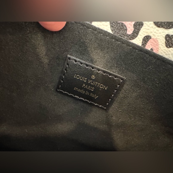 Louis Vuitton RARE Monogram Giant Wild At Heart Pochette Metis Arizona - Picture 9 of 12